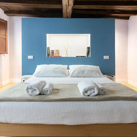 Velluti In Appartement